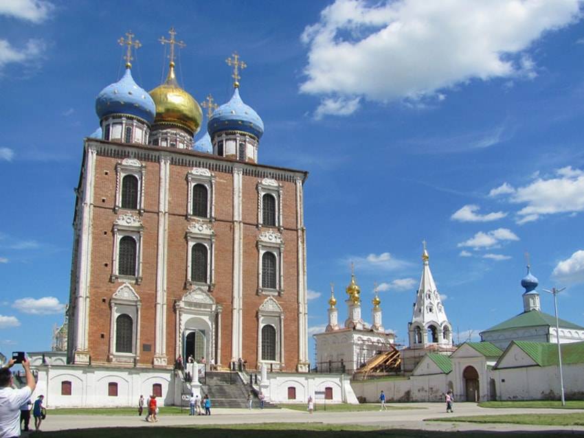Рязанский кремль: история, описание, фото