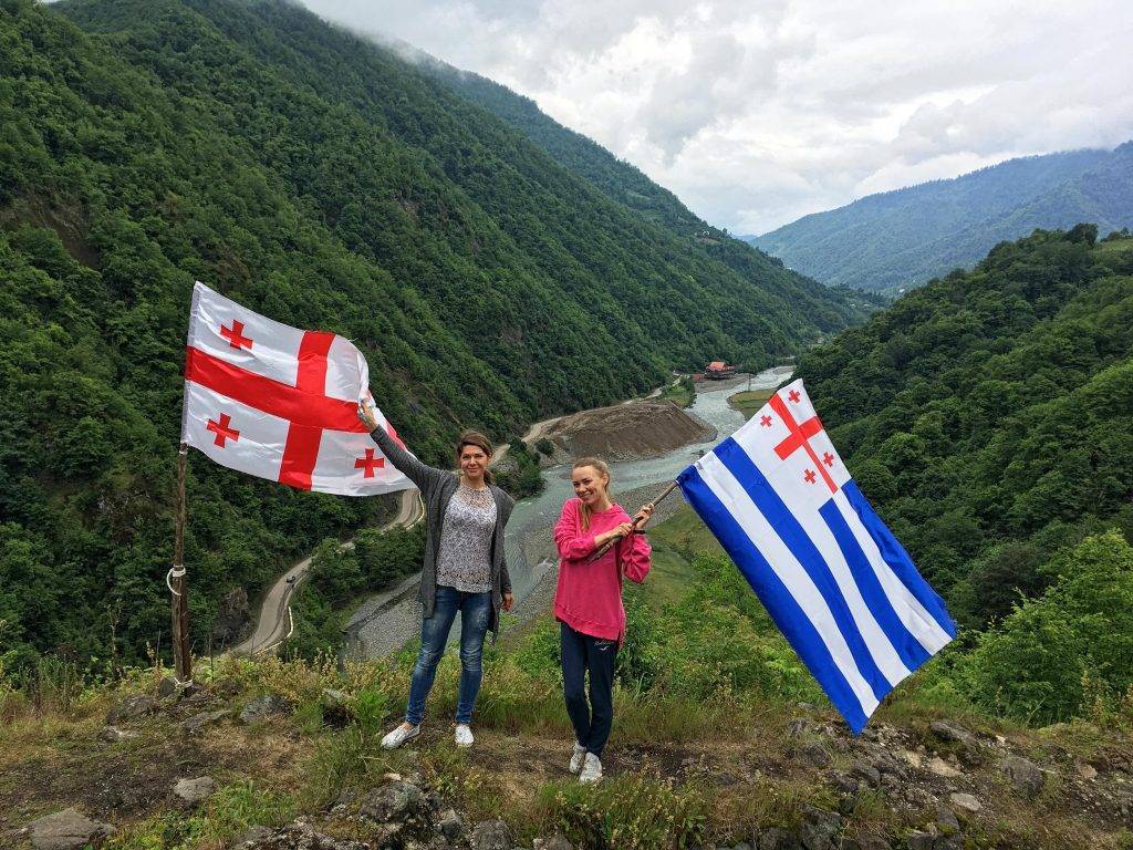Малоизвестные места грузии, сближающие человека с природой