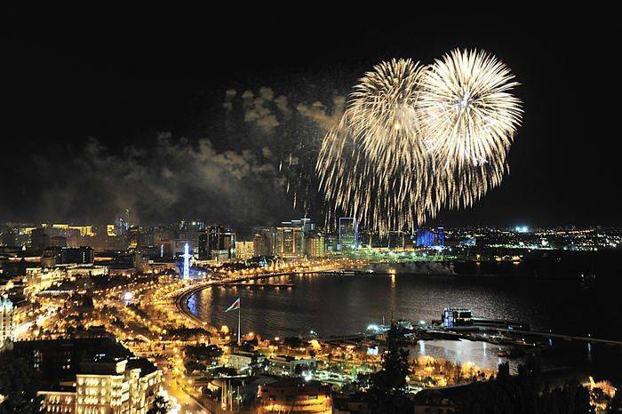 Новый год в азербайджане