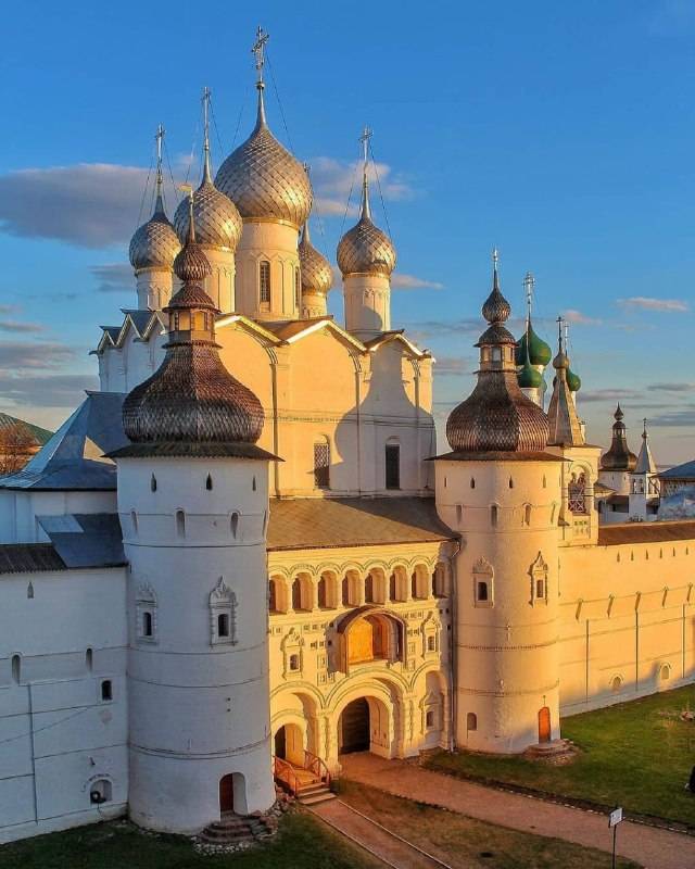 25 лучших кремлей в россии