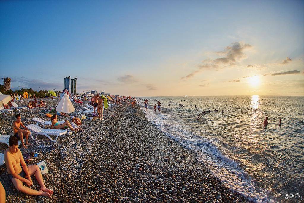 Обзор лучших курортов грузии на море. где лучше отдыхать на побережье страны?