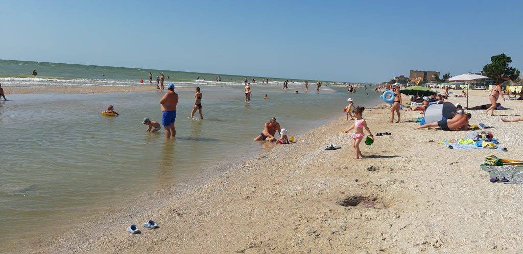 Лучшие места для отдыха на азовском море в россии, крыму с детьми 2020