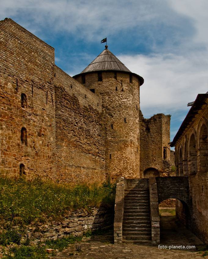 Ивангородская крепость | путешествия по городам россии и зарубежья
