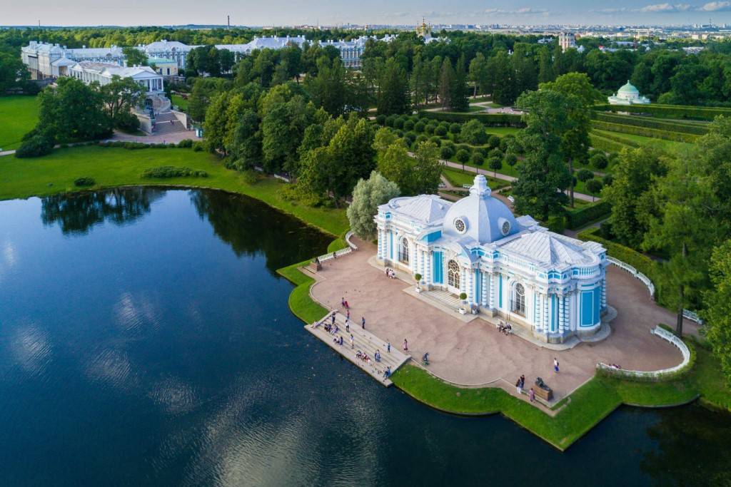Пушкин — достопримечательность города, что посмотреть в царском селе