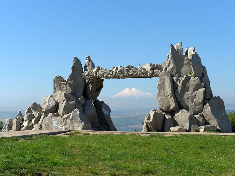 Кавказские минеральные воды - достопримечательности и удивительные места с целебными источниками