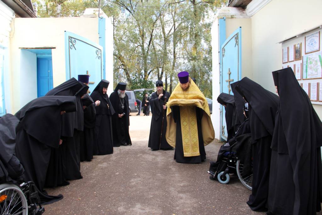 Монастыри в центральном районе россии - фото, описание монастырей в центральном районе россии