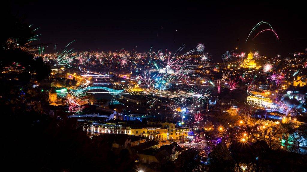«новый год в тбилиси», новогодний тур в грузию от туроператора нисса-тур