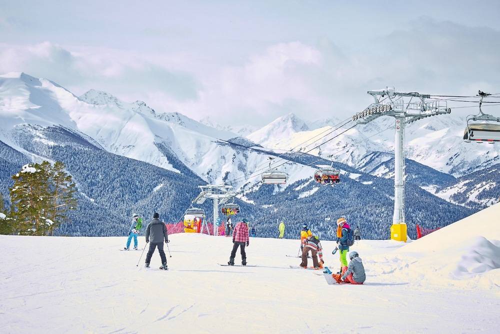 Архыз - горнолыжный курорт для всей семьи