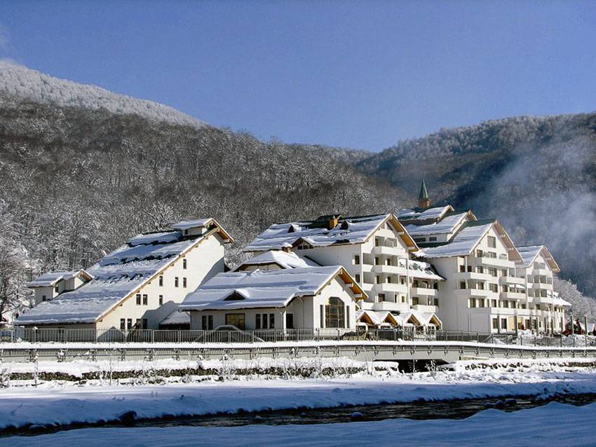 10 лучших мест для зимнего отдыха в россии - рейтинг (топ-10)
