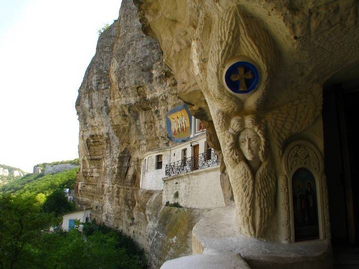 Зачем монахи уходили в пещеры » уроки географии