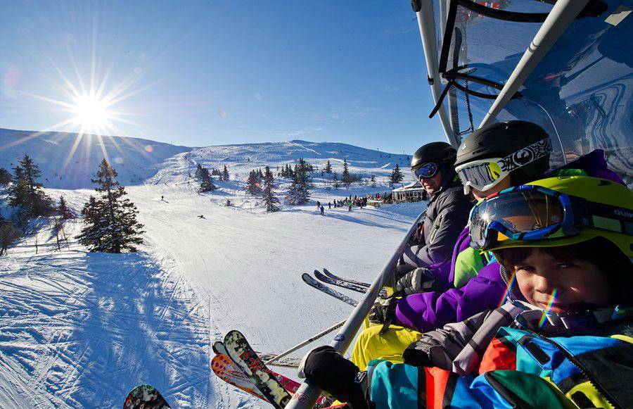 10 лучших горнолыжных курортов россии – рейтинг 2021