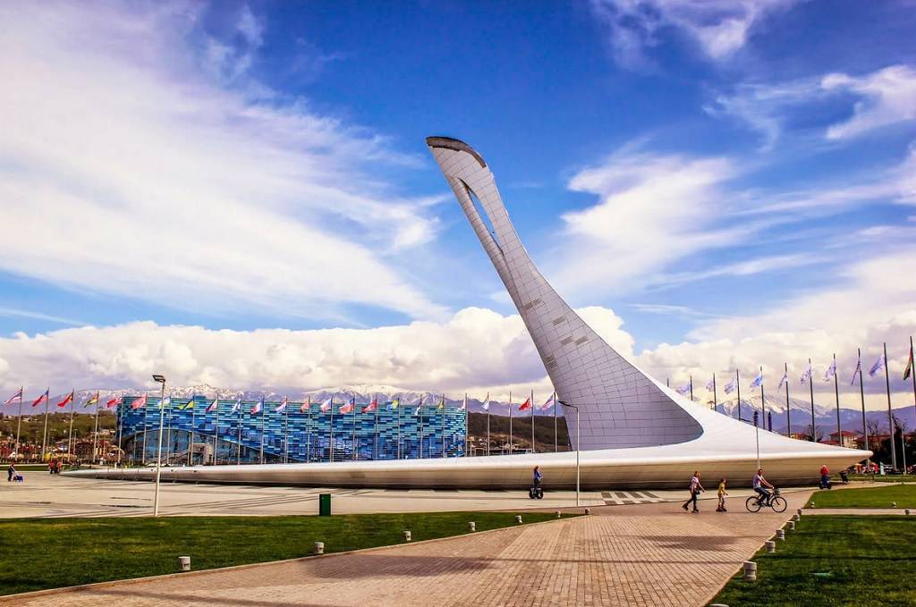 Олимпийский парк сочи. отели и гостиницы рядом, поющий фонтан, отзывы, как добраться на автобусах и электричках — туристер.ру