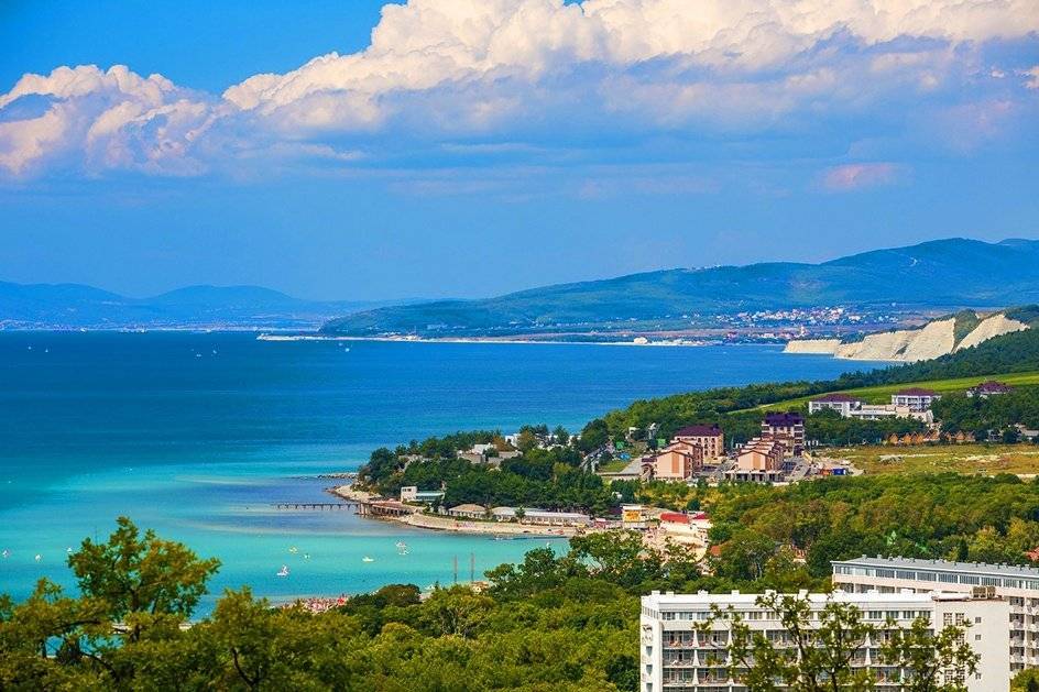 Чем интересен геленджик: один из лучших курортов россии
