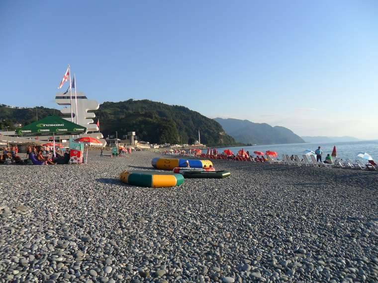 Отдых с детьми в грузии на море: лучшие курорты и песчаные пляжи - фото (сезон 2021)
