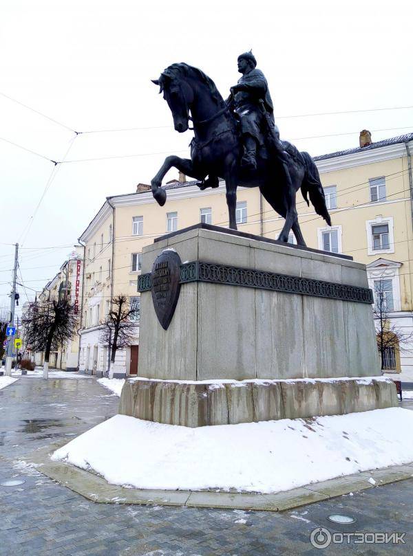 Памятник князю михаилу тверскому на советской площади