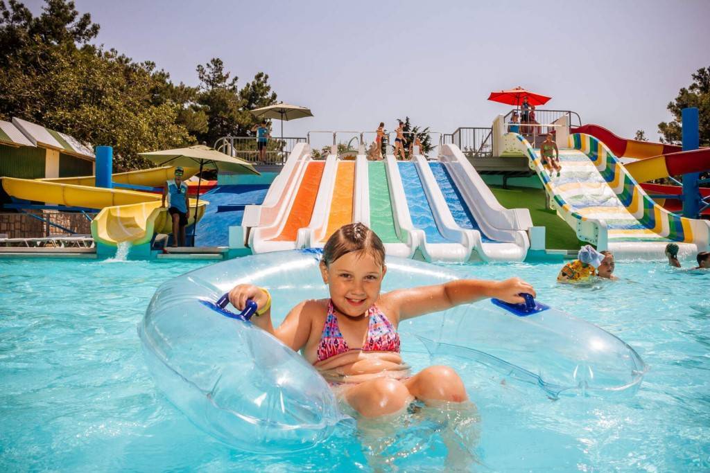 Отдых с детьми в геленджике: курорты и пляжи геленджика