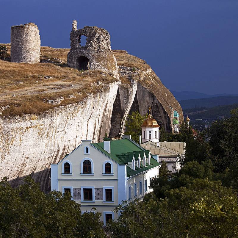 12 самых интересных пещер и пещерных монастырей крыма: трехглазка, мраморная, пещерный монастырь под судаком