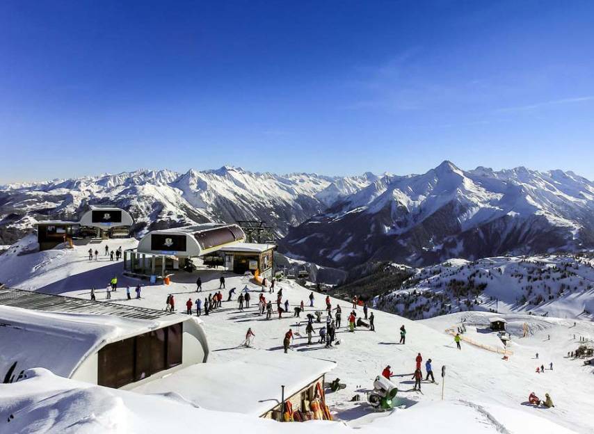 Топ-20 горнолыжных курортов россии, куда поехать покататься на горных лыжах