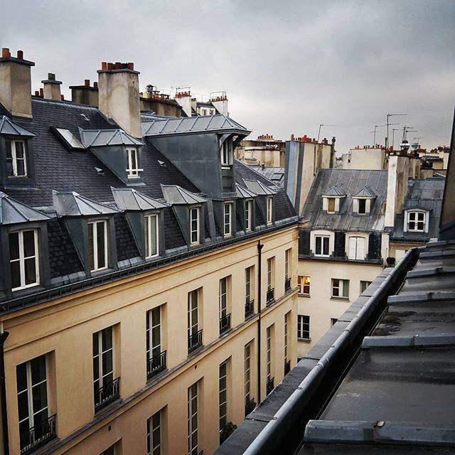Парижский стиль интерьера, фото – rehouz
