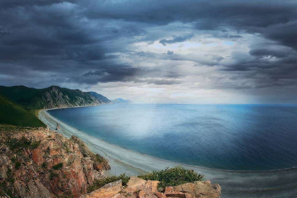 Пляжи владивостока 2021 — где можно купаться, лучшие песчаные, дикие, платные, фото, на карте, отзывы, видео