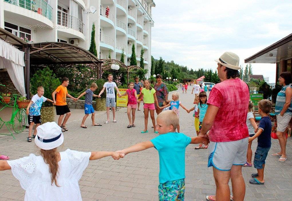 Лучшие отели алушты для отдыха с детьми — все включено, с бассейном и пляжем, семейные, рейтинг