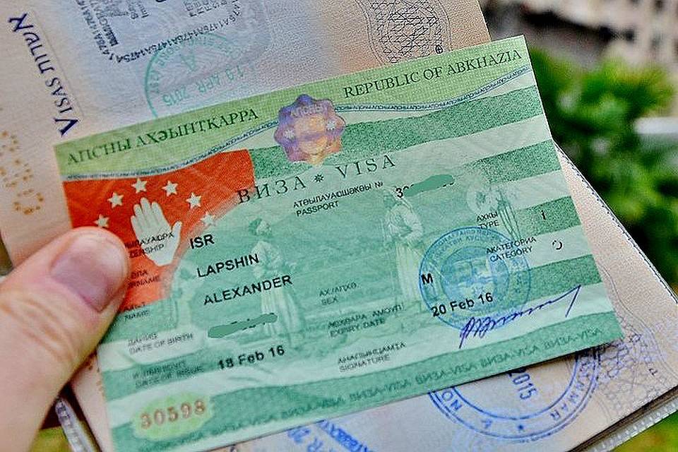 Абхазия для россиян 2021: нужна ли виза, правила въезда, документы