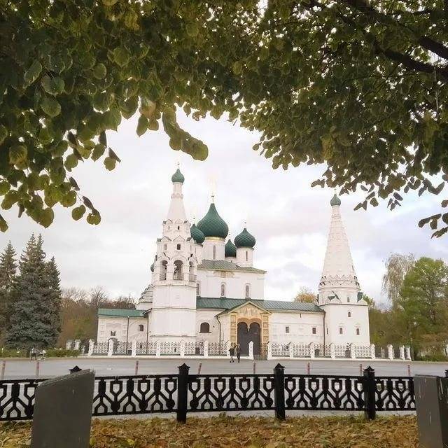 Ярославль – столица золотого кольца россии.