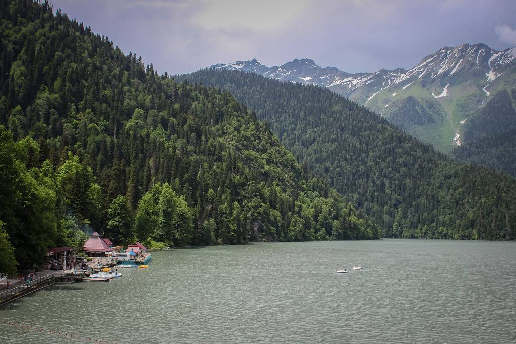 Отдых в солнечном кавказе: почему стоит хоть раз поехать в абхазию