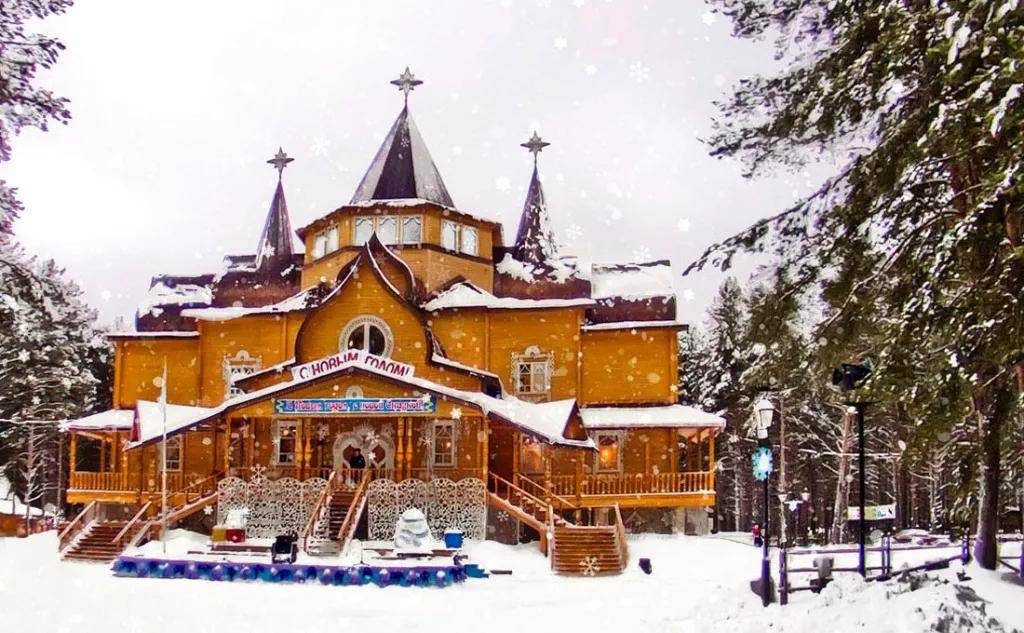 Куда на зимние каникулы поехать в россии с семьей, с детьми в 2022 году | cамые красивые места мира