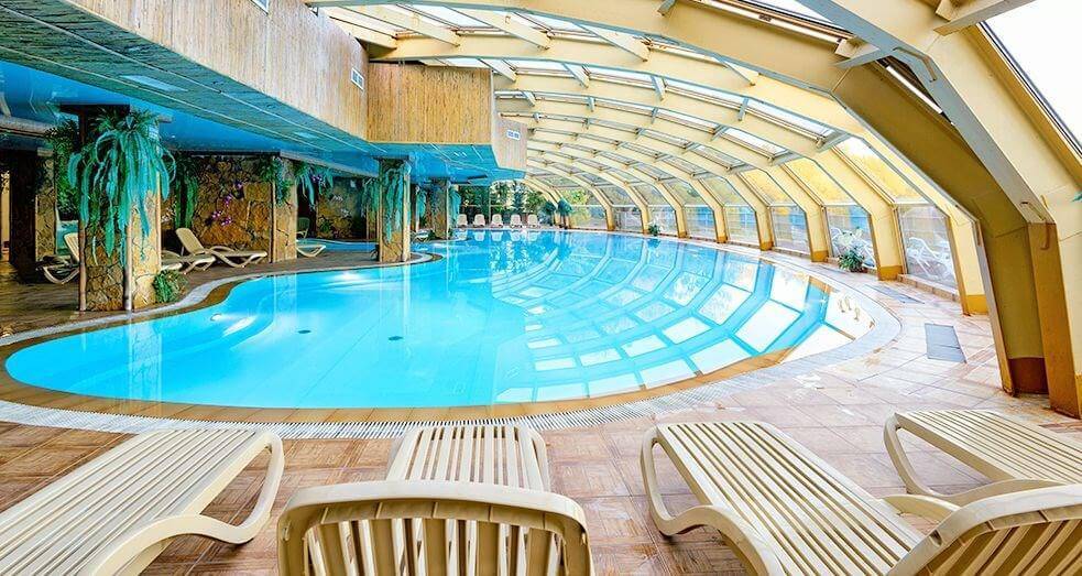 Лучшие отели подмосковья с бассейном и “все включено”