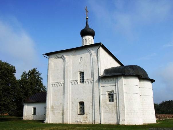 Борисо-глебский храм в дракино серпуховского района