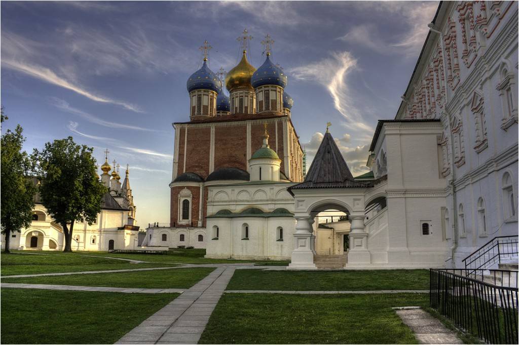 Рязанский кремль — официальный сайт, фото, музей, экскурсии, история, адрес | туристер.ру