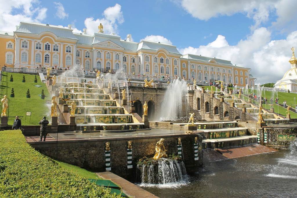 Что посмотреть в санкт-петербурге летом: достопримечательности, красивые места, экскурсии — туристер.ру