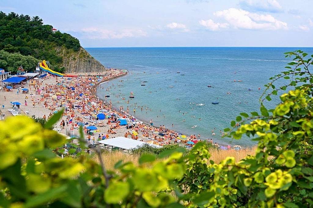 Лучшие курорты  на юге россии 2020 или куда поехать на черное море с семьей?