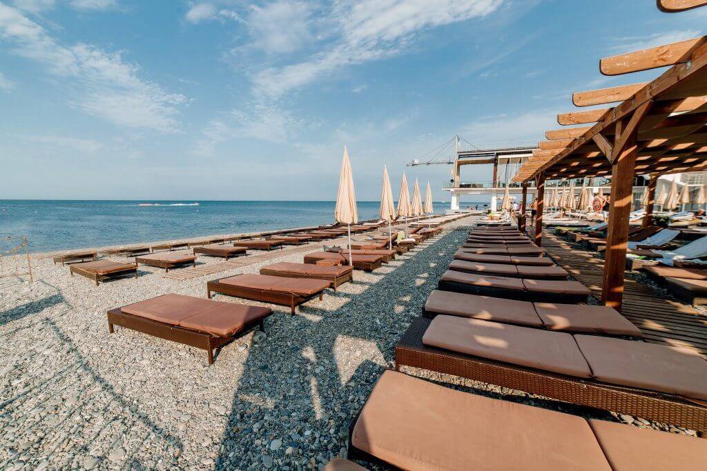 Отели россии с песчаным пляжем - подборка лучших гостиниц