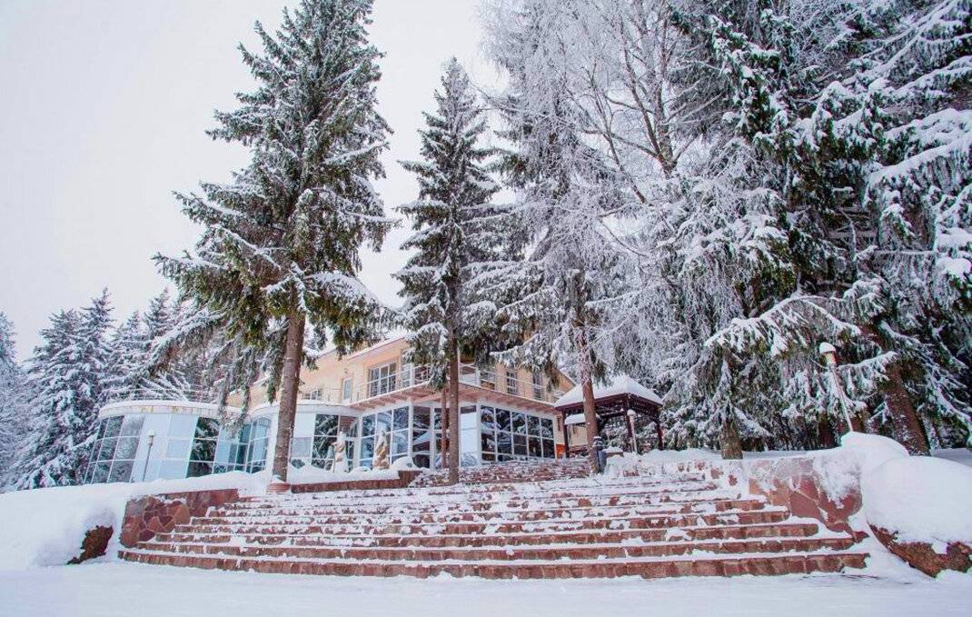 10 лучших мест для зимнего отдыха в россии - рейтинг (топ-10)