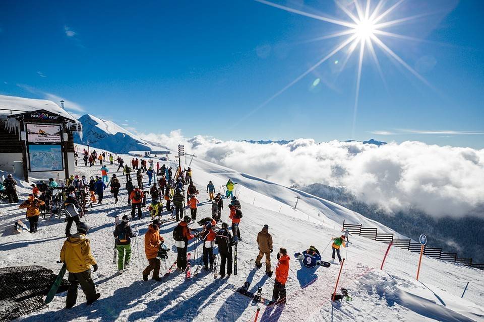 Где кататься? лучшие горнолыжные курорты россии - блог decathlon