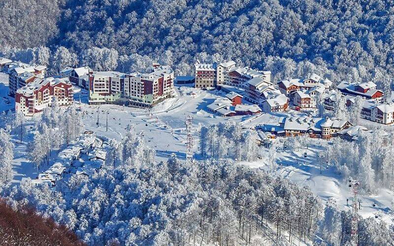 Где покататься на лыжах с детьми: горнолыжные курорты россии